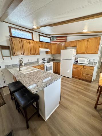 189 Pine View Terrace Wareham MA 02576