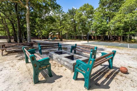 310 Old Chatham Road Dennis MA 02638