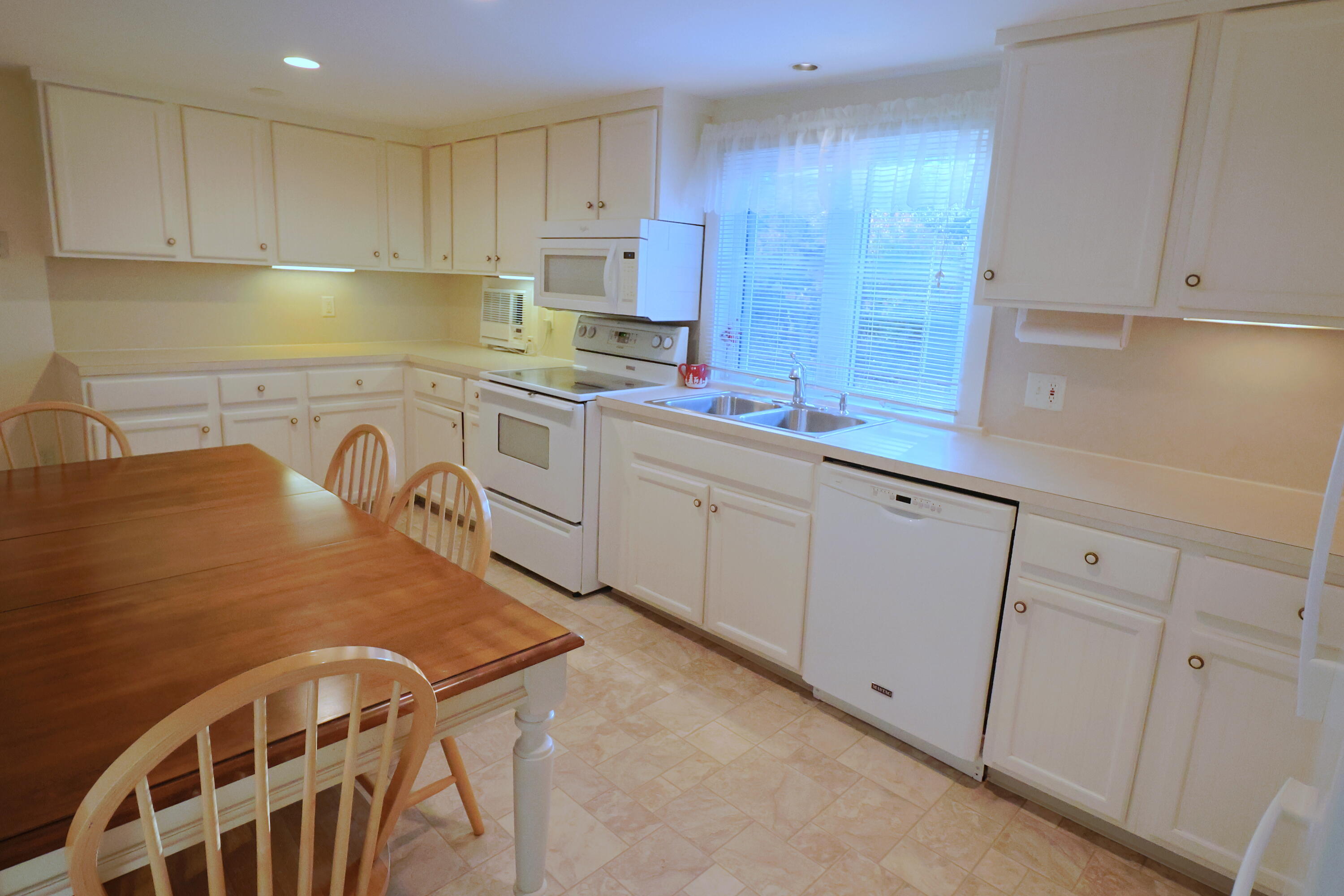 467 Main Street Dennis MA 02670