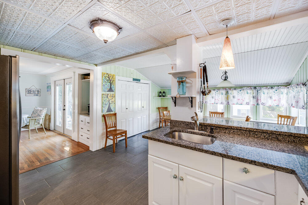 281 Gosnold Street Barnstable MA 02601