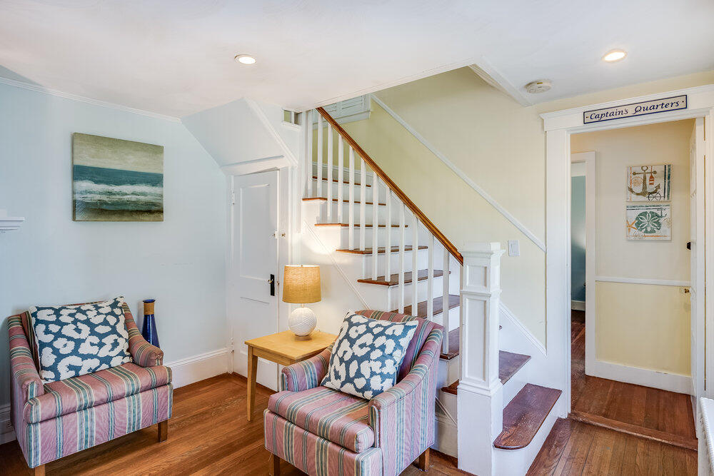 281 Gosnold Street Barnstable MA 02601