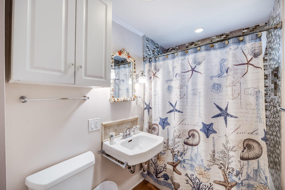 281 Gosnold Street Barnstable MA 02601