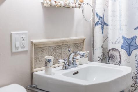 281 Gosnold Street Barnstable MA 02601