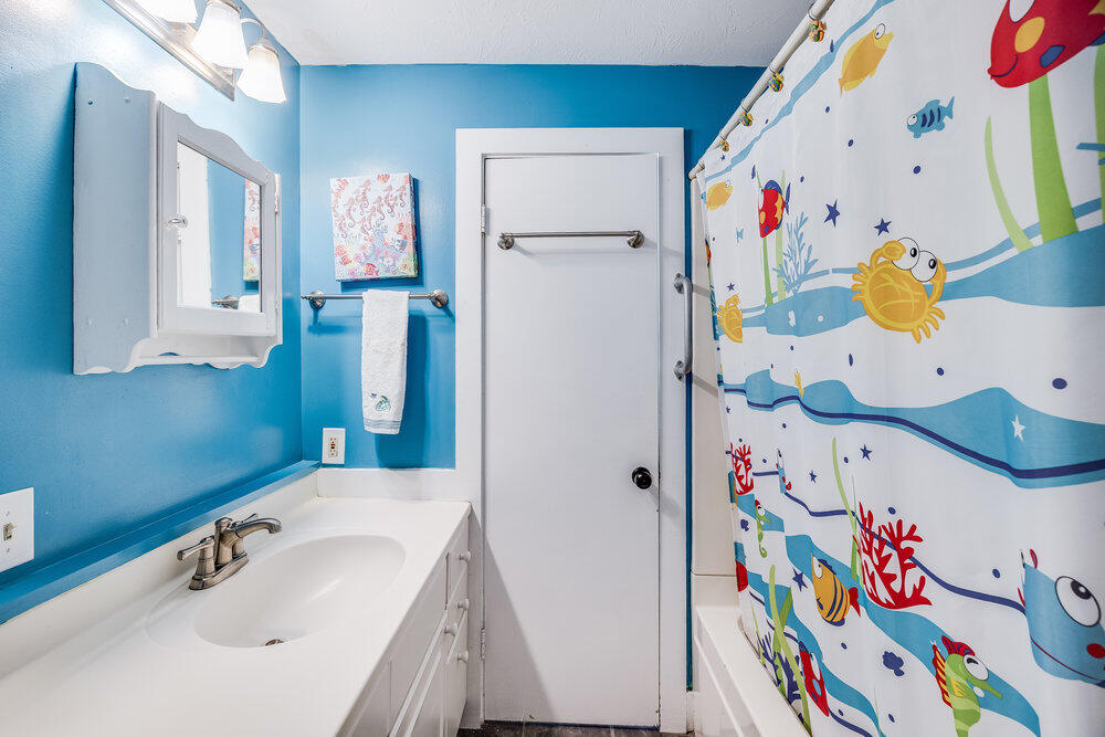 281 Gosnold Street Barnstable MA 02601