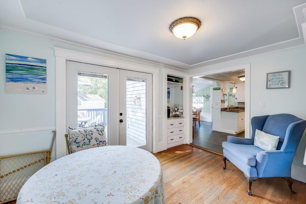 281 Gosnold Street Barnstable MA 02601