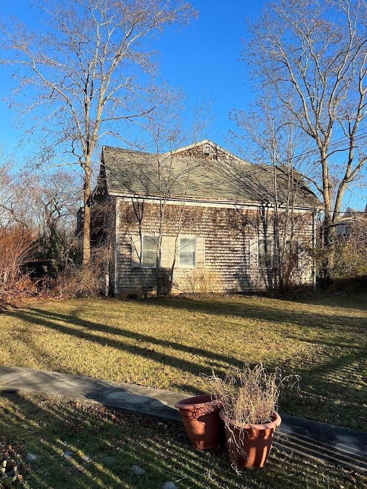 33 Conant Street Provincetown MA 02657