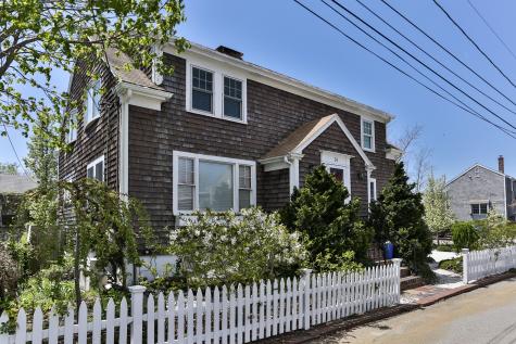 24 Winthrop Street Provincetown MA 02657
