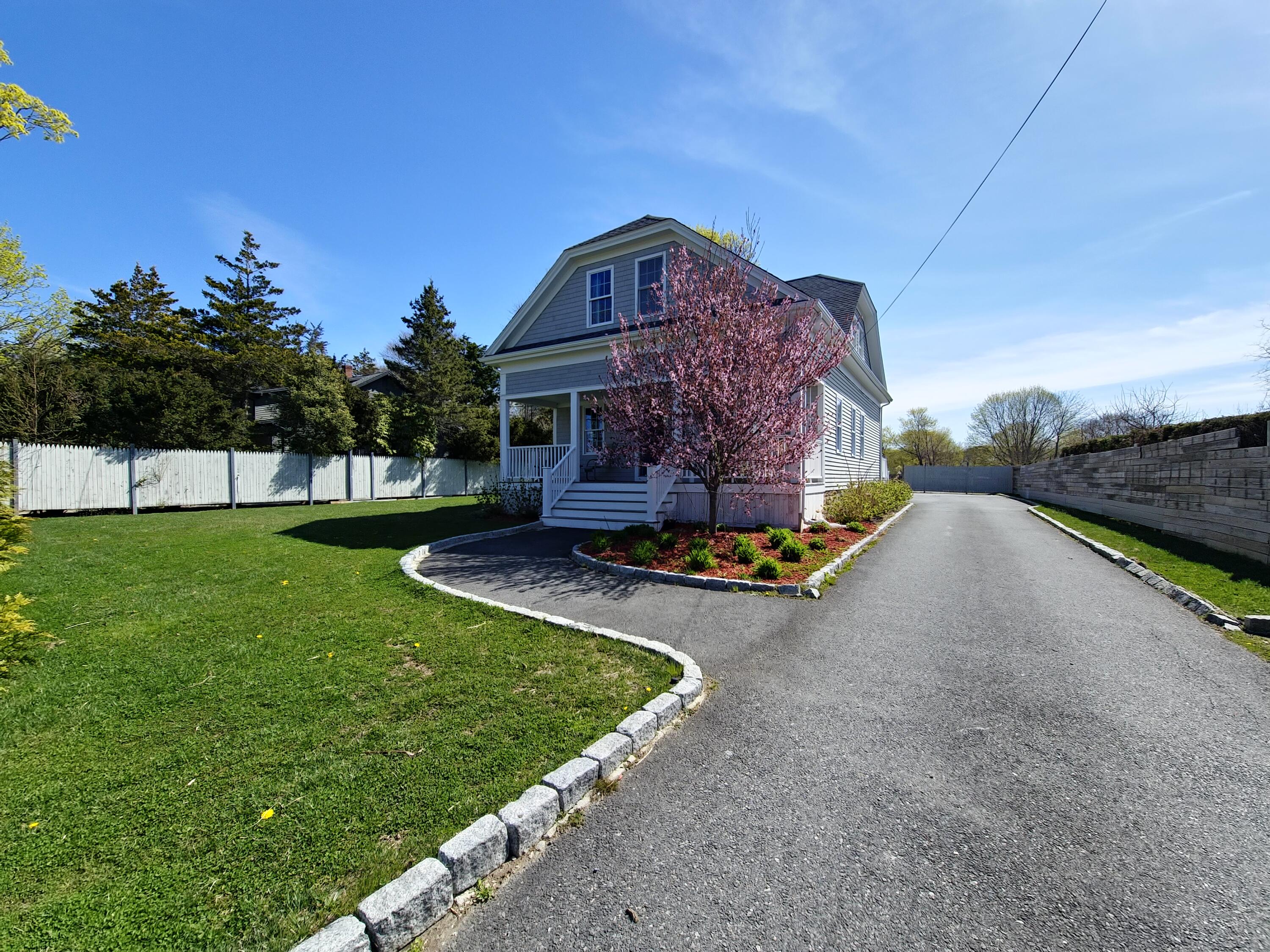 23 Old Barnstable Road Falmouth MA 02536