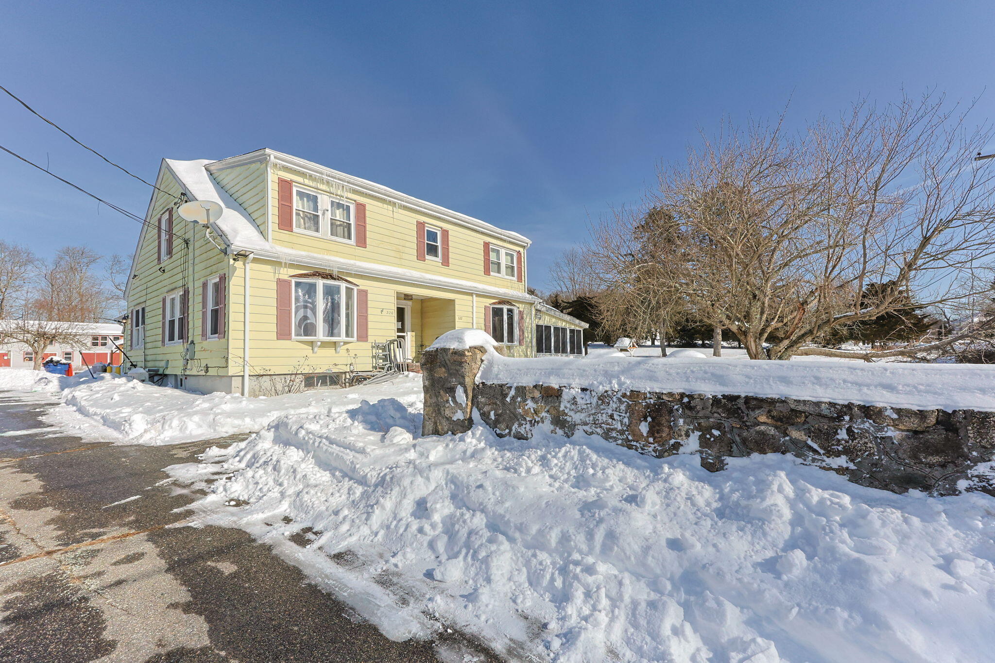 320-322 Old Bedford Road Westport MA 02790