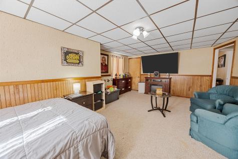 320-322 Old Bedford Road Westport MA 02790