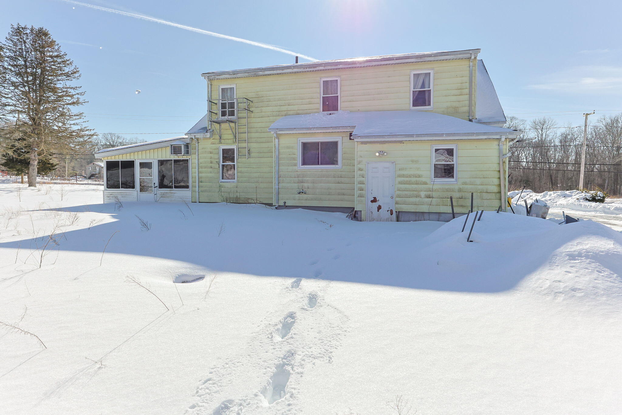 320-322 Old Bedford Road Westport MA 02790