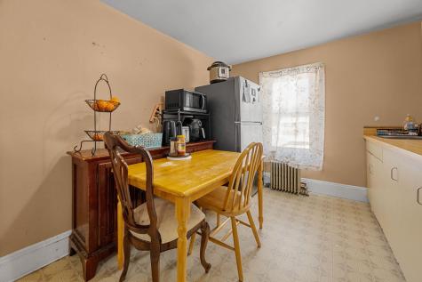 320-322 Old Bedford Road Westport MA 02790