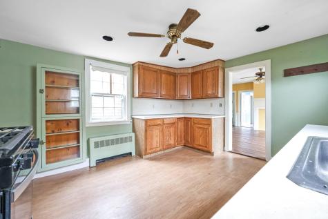 32 Church Street Sandwich MA 02563