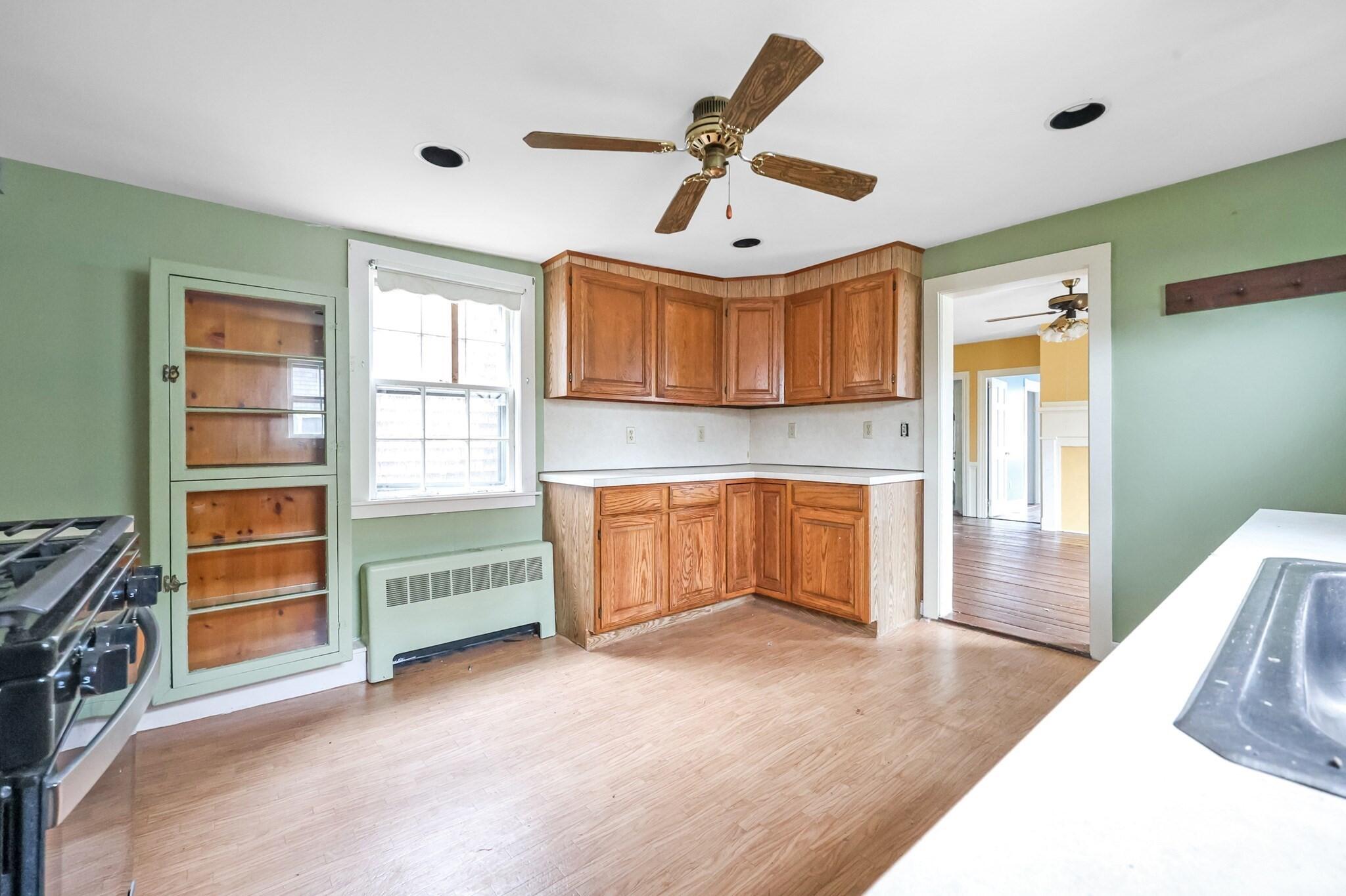 32 Church Street Sandwich MA 02563