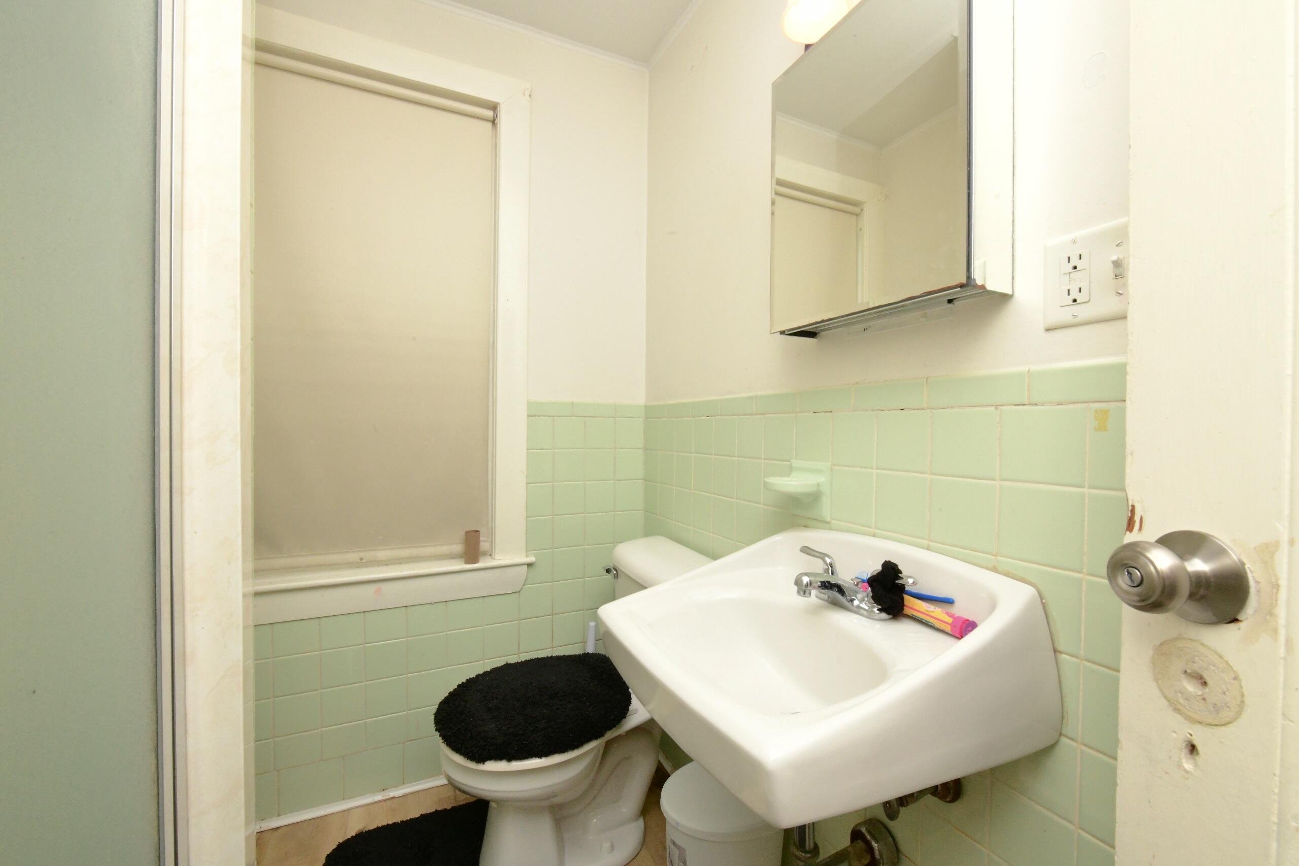43 Alden Street Plymouth MA 02360