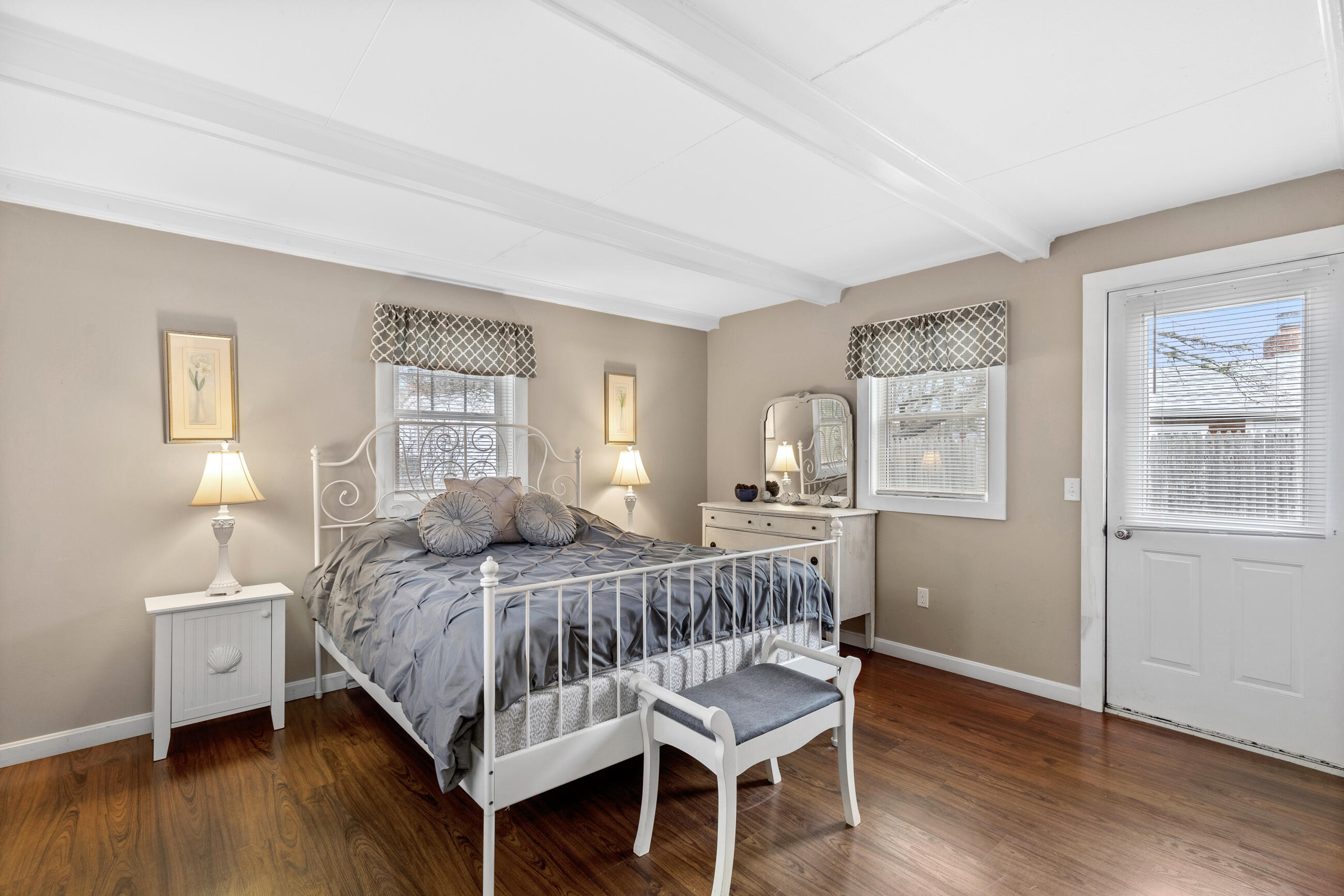 78 Upper County Road Dennis MA 02638