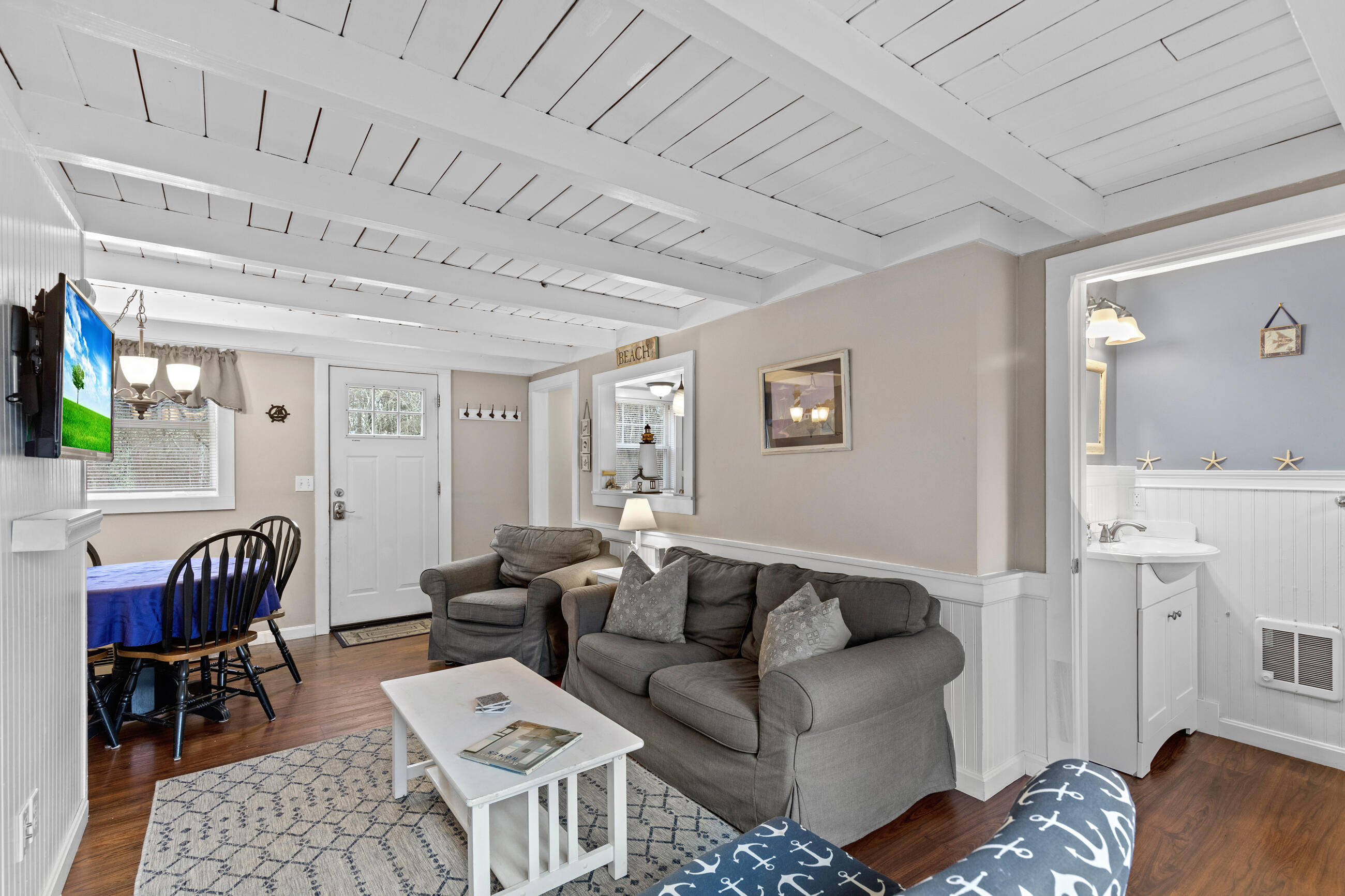 78 Upper County Road Dennis MA 02638