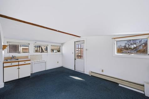 7 Standish Street Provincetown MA 02657