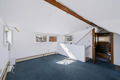 7 Standish Street Provincetown MA 02657