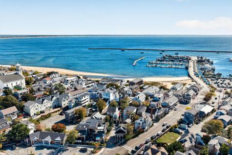 7 Standish Street Provincetown MA 02657