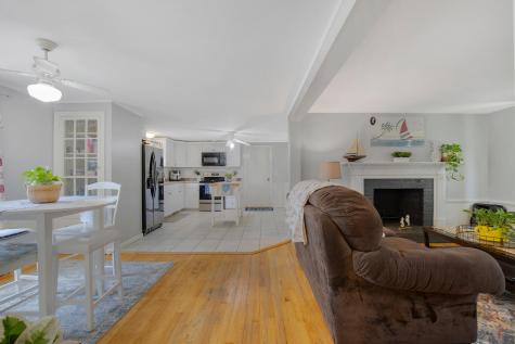 11 & 11a Gateway Street South Yarmouth MA 02664