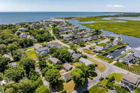 11 & 11a Gateway Street South Yarmouth MA 02664