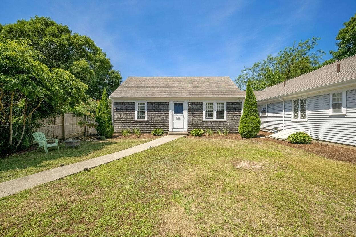 11 & 11a Gateway Street South Yarmouth MA 02664
