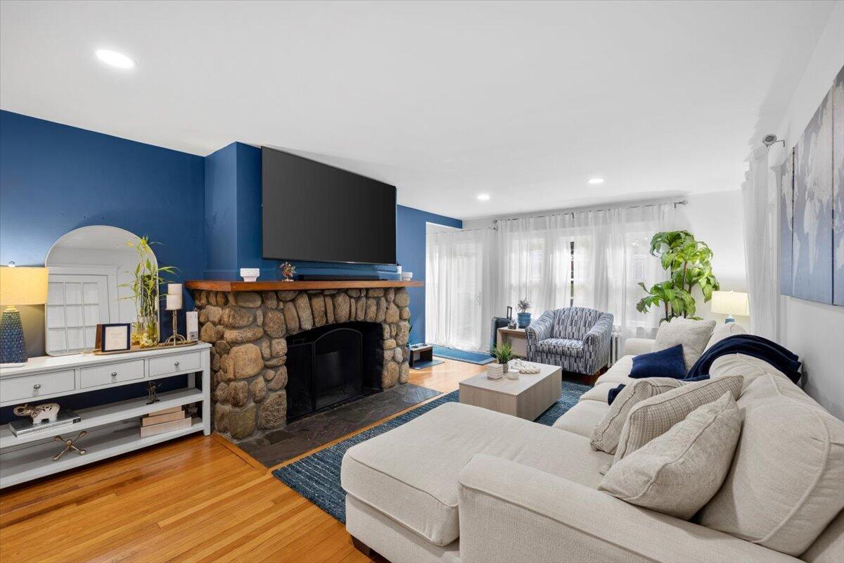 511 E Palmer Avenue Falmouth MA 02540
