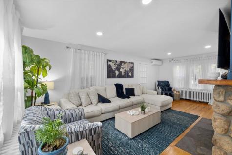511 E Palmer Avenue Falmouth MA 02540