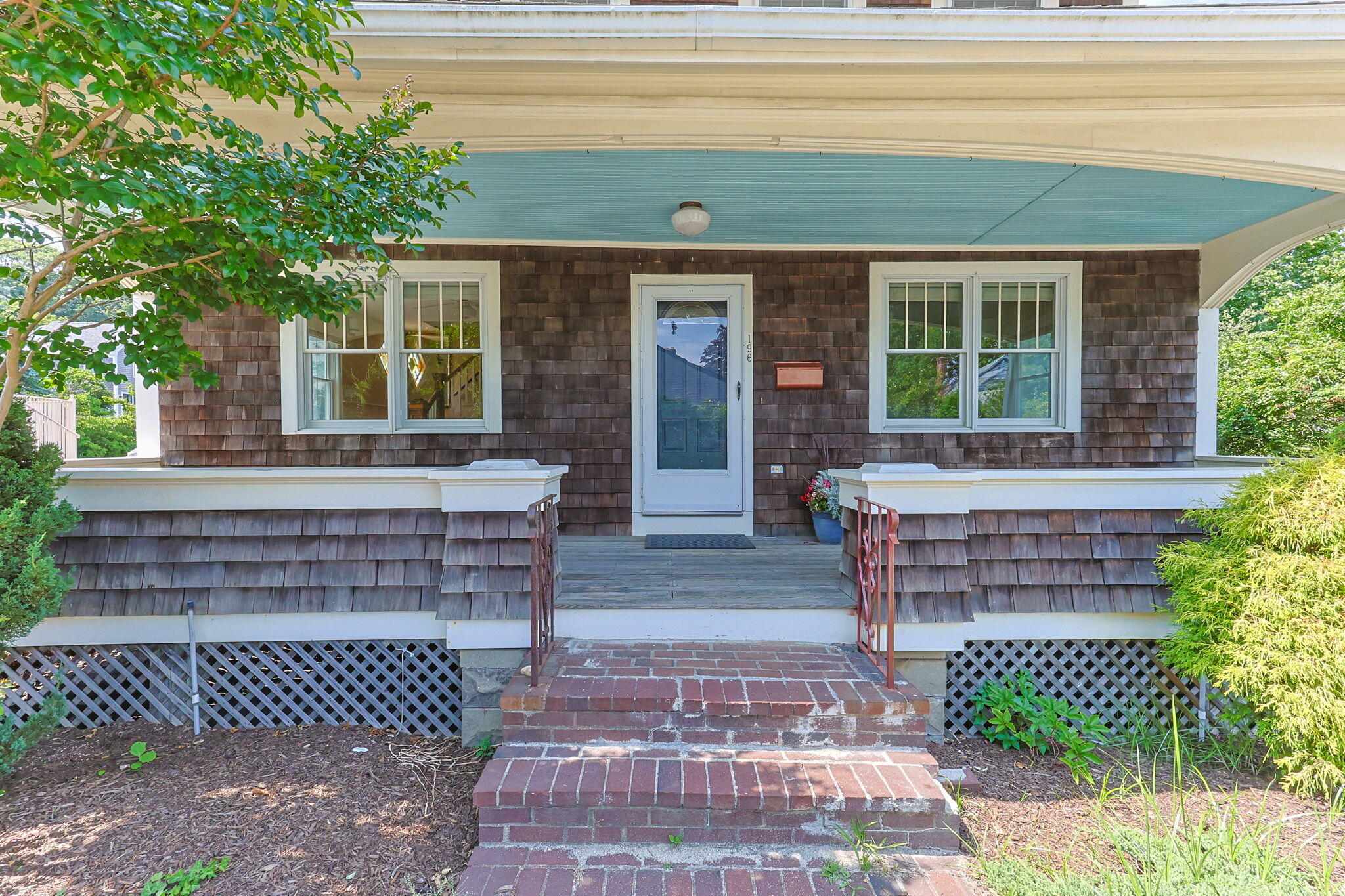 196 Bradford Street Provincetown MA 02657