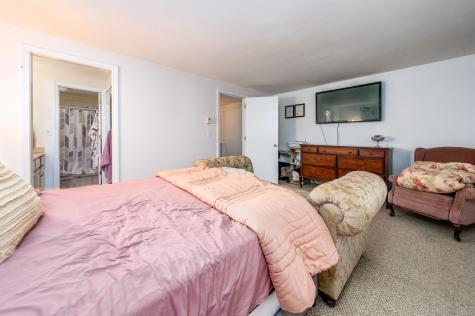 174 Lowell Road Mashpee MA 02649