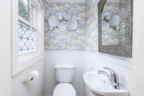 102 Sea Street Dennis MA 02639