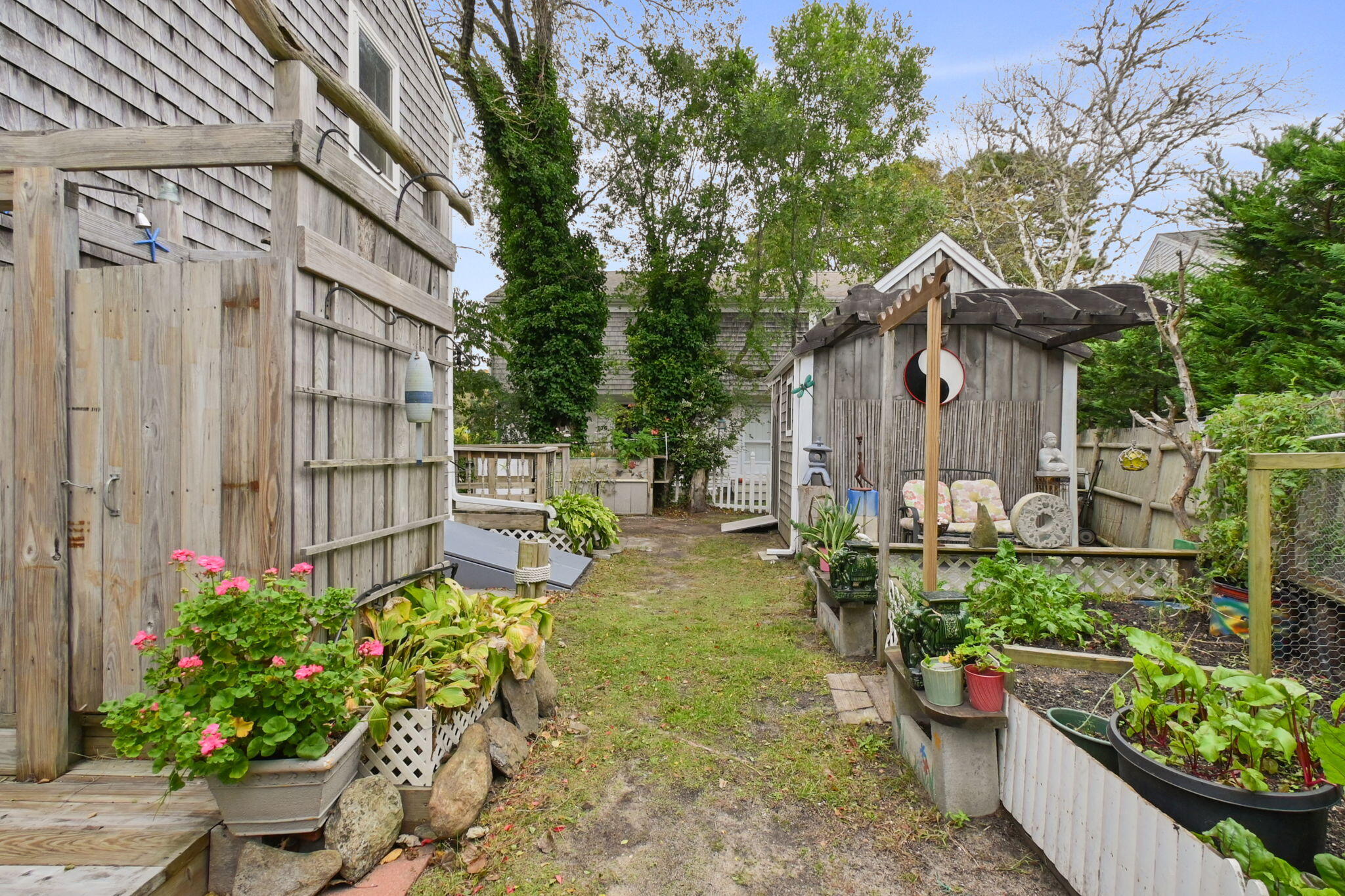 102 Sea Street Dennis MA 02639