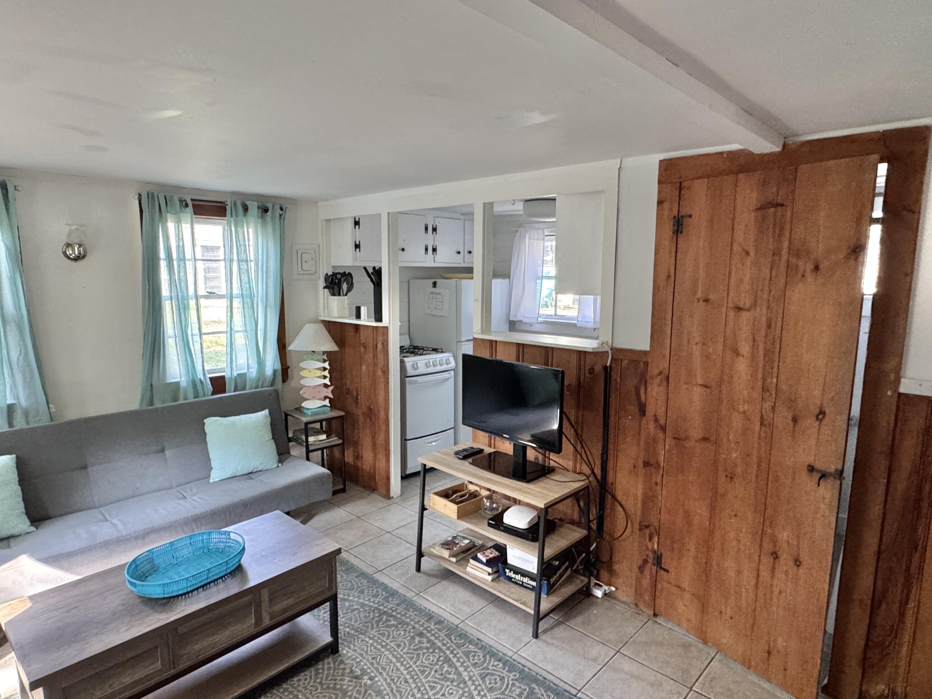 10 Penny Lane Eastham MA 02642