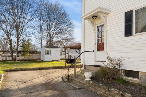 9 Blinns Court Taunton MA 02780