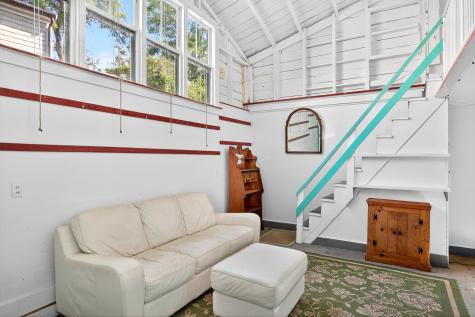 37 Pearl Street Provincetown MA 02657