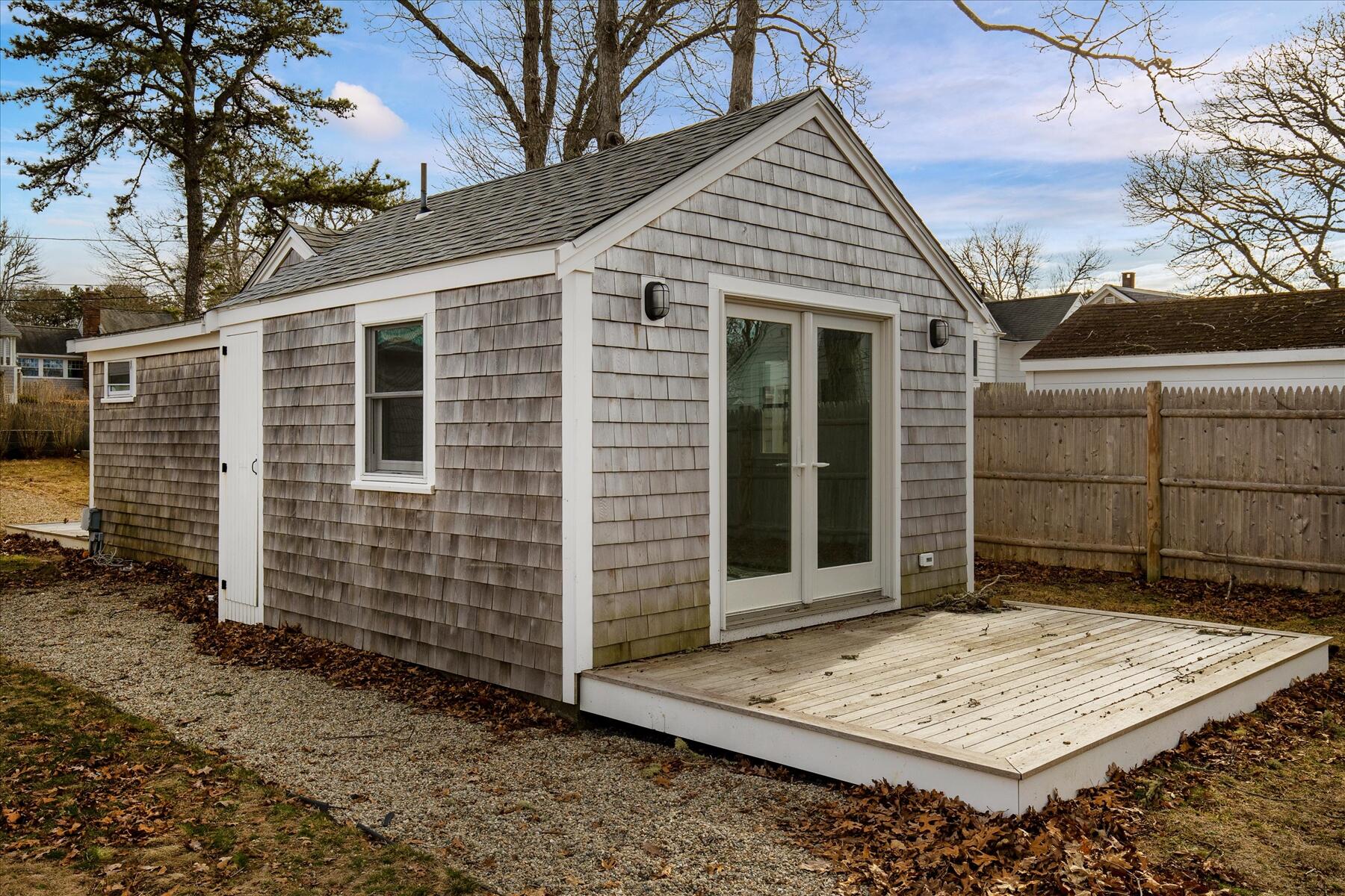 18 Cross Street Dennis MA 02639