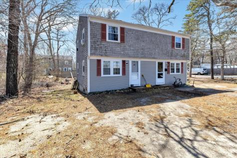 269-271 Old Townhouse Road Yarmouth MA 02673