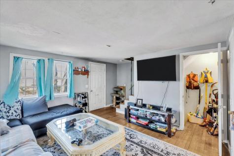 269-271 Old Townhouse Road Yarmouth MA 02673