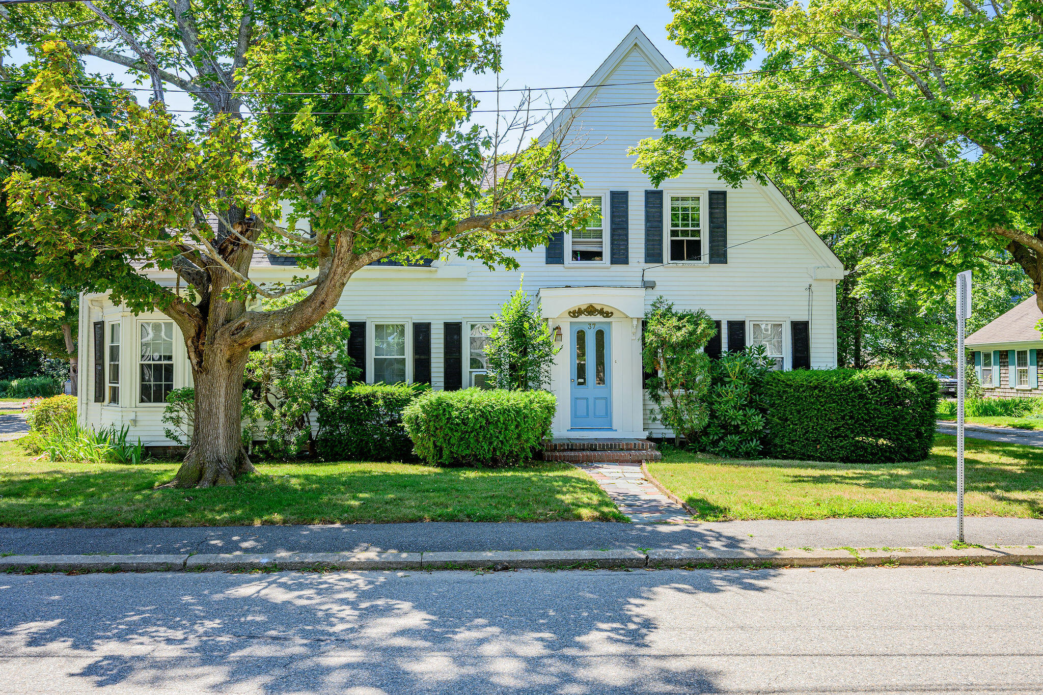 37 School Street Hyannis MA 02601