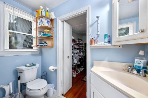 37 School Street Hyannis MA 02601