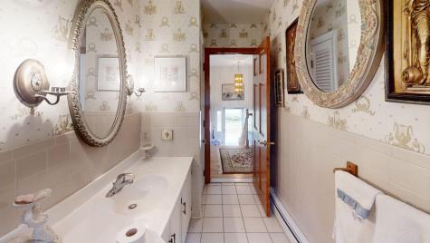 29 Carl Landi Circle Falmouth MA 02536