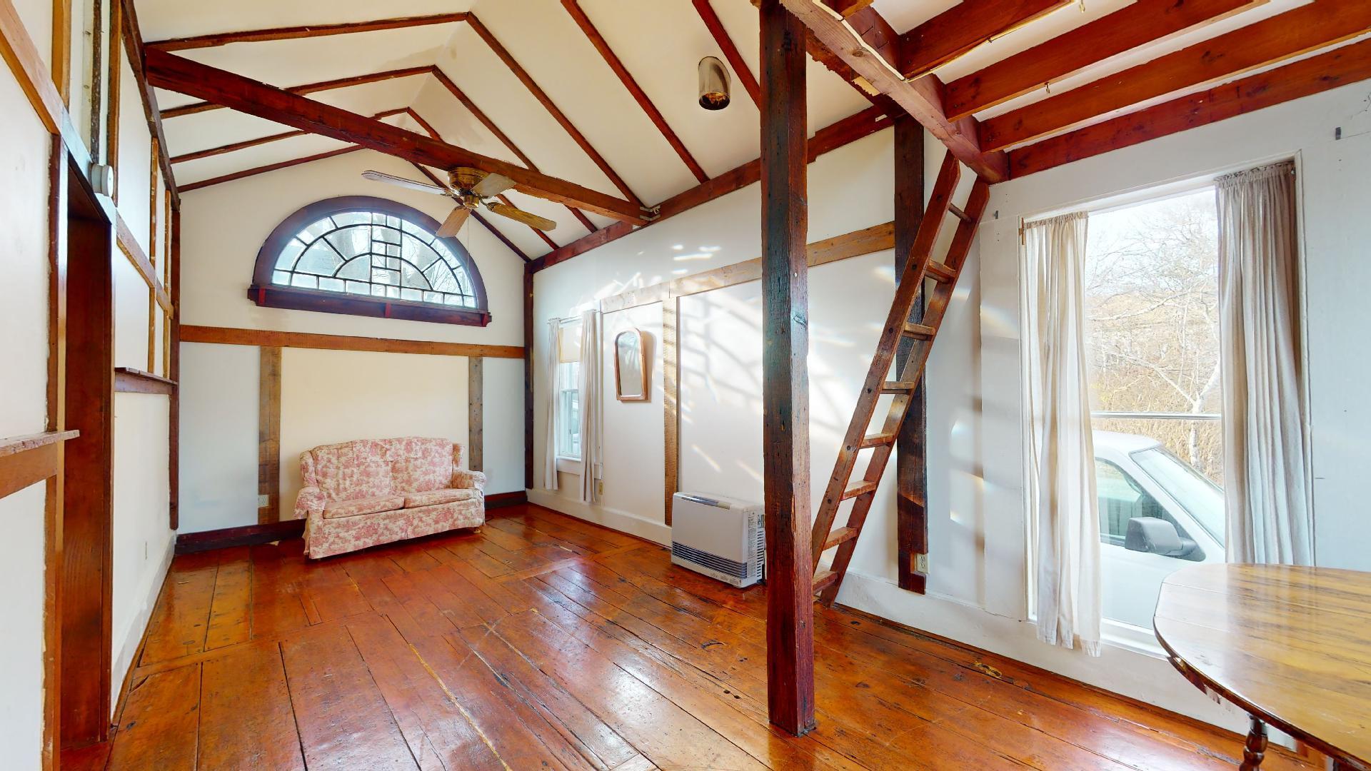 289 Bradford Street Provincetown MA 02657