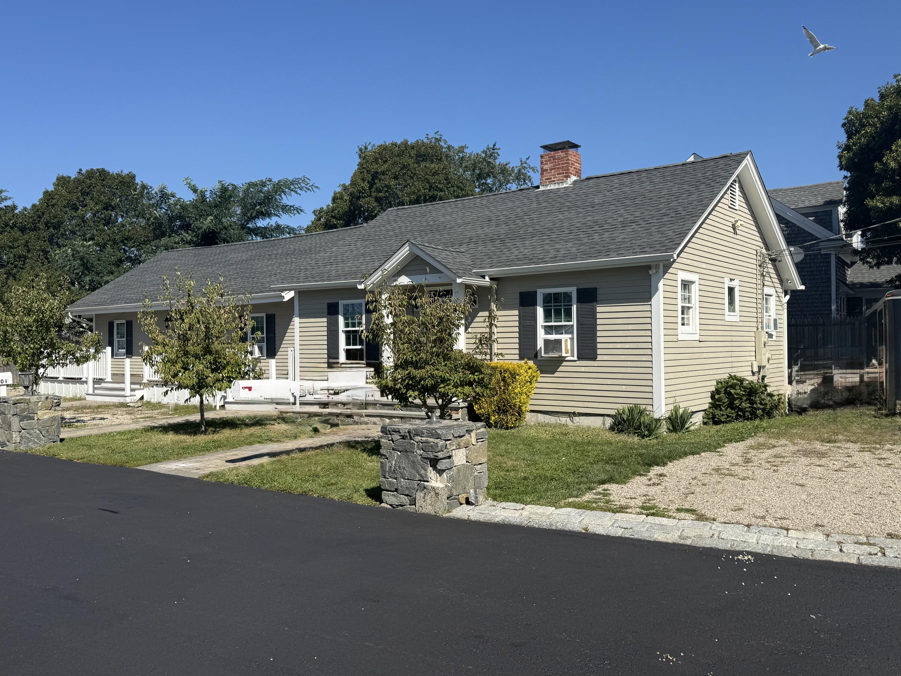 10 Stuart Street Hyannis MA 02601