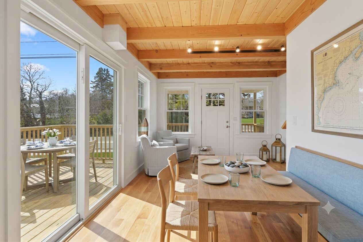 33 Vineyard Avenue Oak Bluffs MA 02557