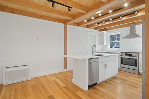 33 Vineyard Avenue Oak Bluffs MA 02557