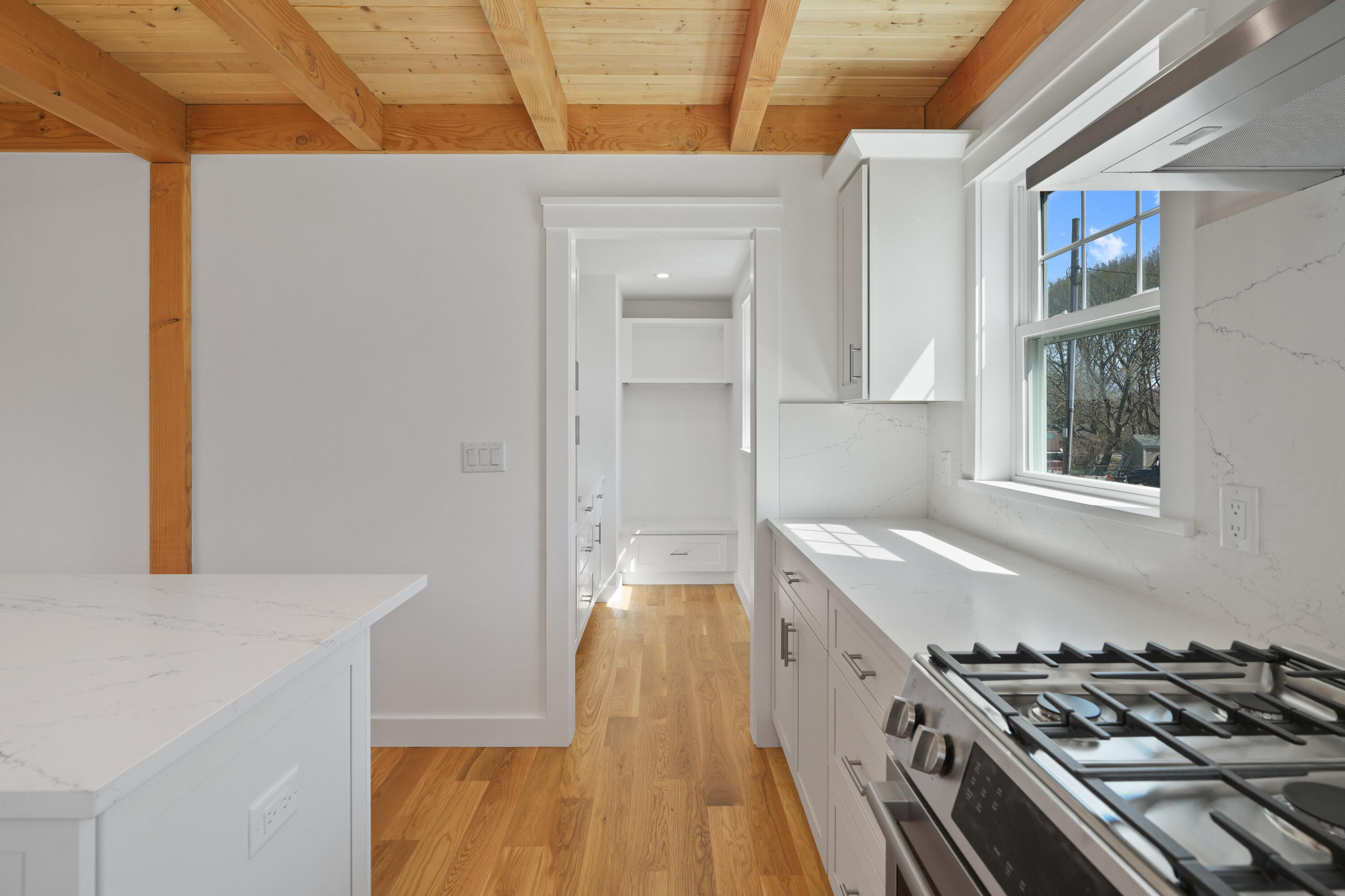 33 Vineyard Avenue Oak Bluffs MA 02557