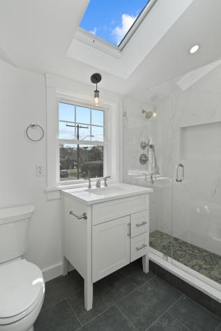 33 Vineyard Avenue Oak Bluffs MA 02557