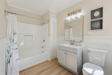 32 Church Street Sandwich MA 02563