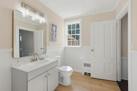 32 Church Street Sandwich MA 02563